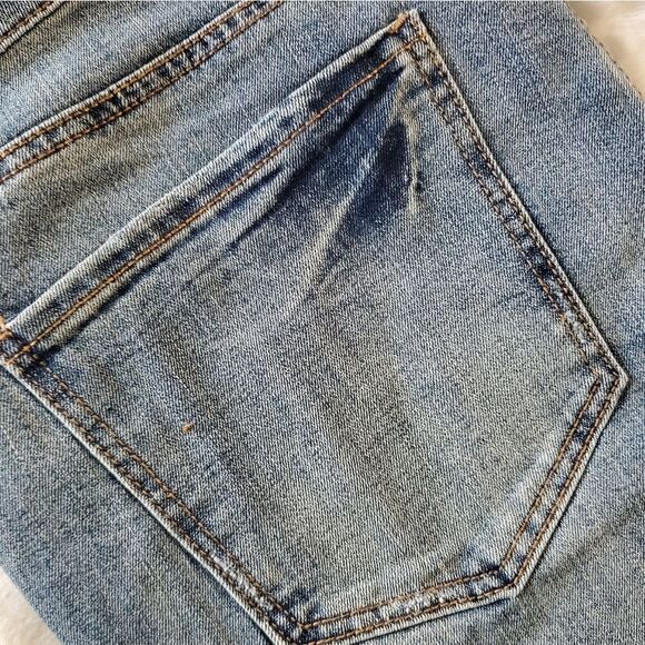 Plus Size! 7Seven Stretch D Lightly Distressed/ Vintage Denim Ankle Jeans - Picture 8 of 13
